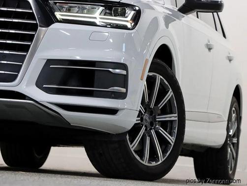 2017 Audi Q7 3.0T Premium