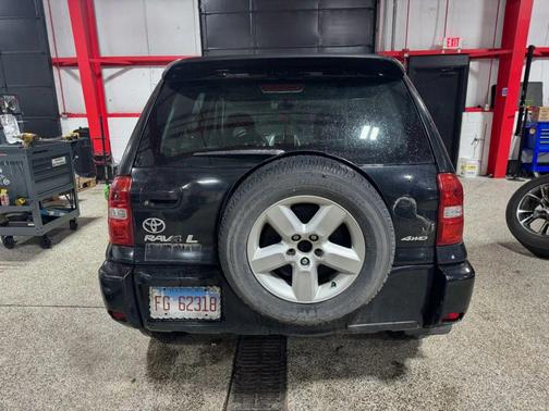 2004 Toyota RAV4 Base