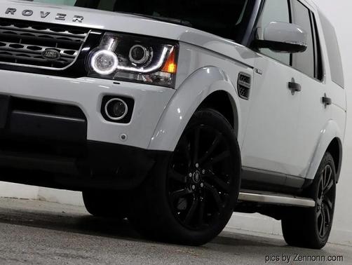 2016 Land Rover LR4 Base