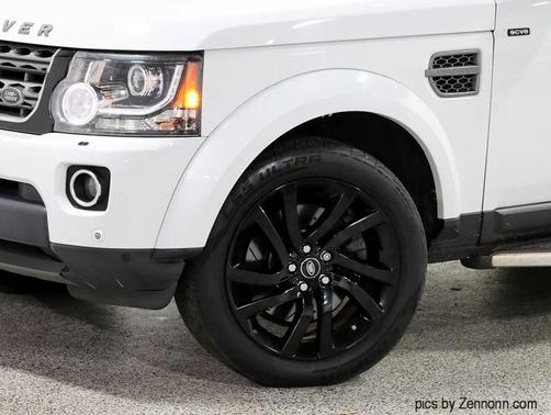 2016 Land Rover LR4 Base