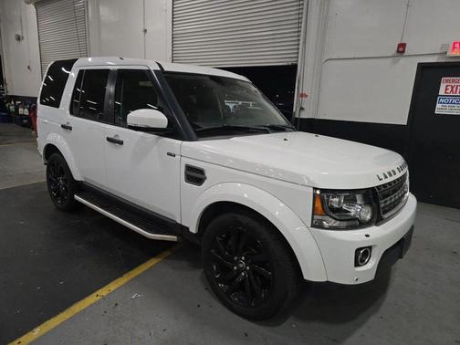2016 Land Rover LR4 Base
