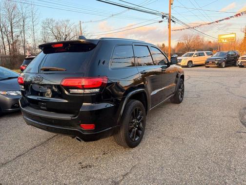 2019 Jeep Grand Cherokee Altitude