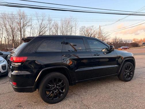 2019 Jeep Grand Cherokee Altitude