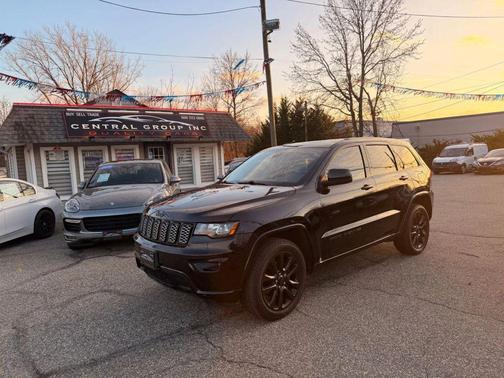 2019 Jeep Grand Cherokee Altitude
