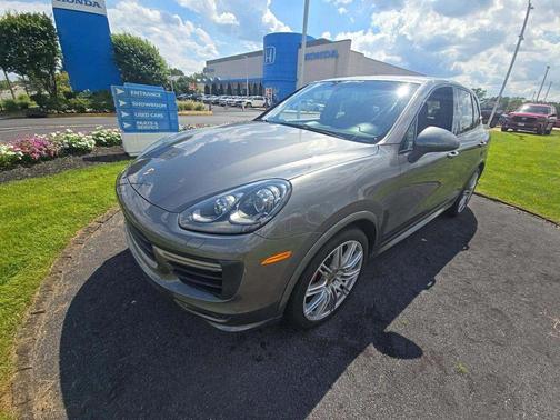 2018 Porsche Cayenne GTS