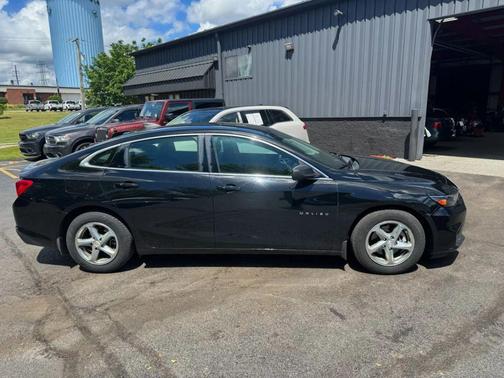 Black 2017 Chevrolet Malibu 1LS
