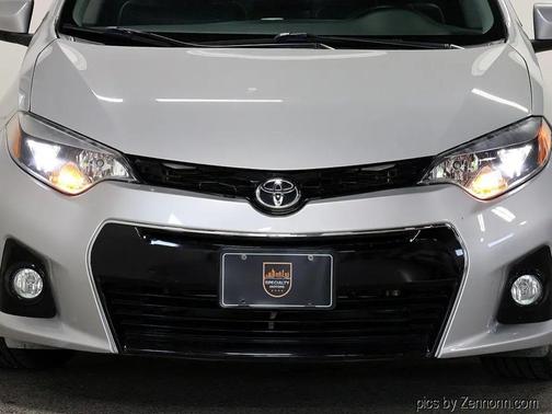 Classic Silver Metallic 2016 Toyota Corolla S Plus