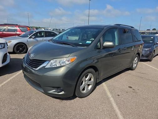 Green 2012 Toyota Sienna LE