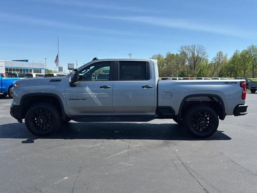 2025 Chevrolet Silverado 2500 Custom