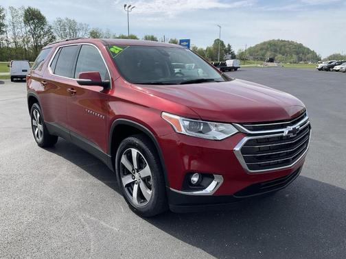 Cajun Red Tintcoat 2021 Chevrolet Traverse LT Leather