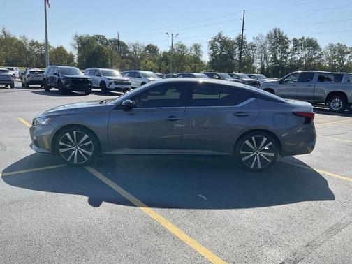 2020 Nissan Altima 2.5 SR