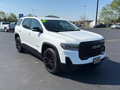 2023 GMC Acadia SLT