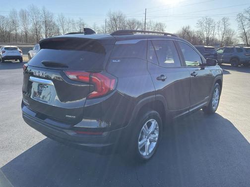 2021 GMC Terrain SLE