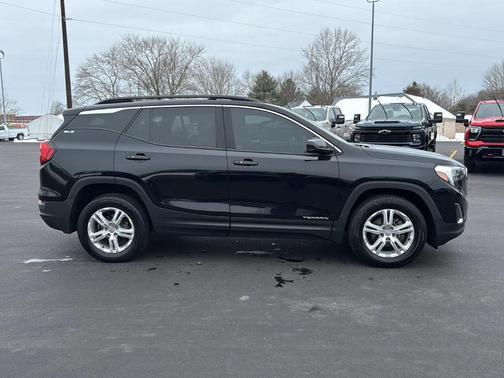 2021 GMC Terrain SLE