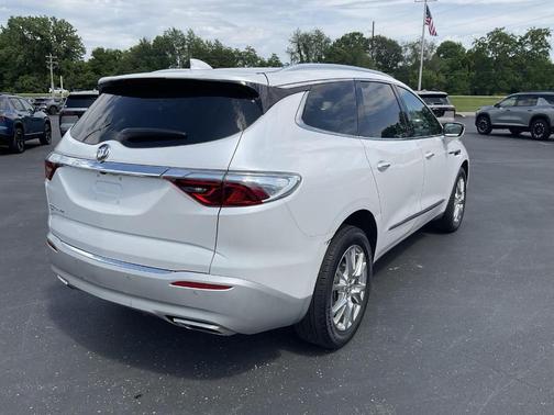 White Frost Tri-Coat 2023 Buick Enclave Essence