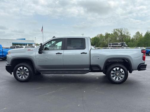 2025 Chevrolet Silverado 2500 Custom