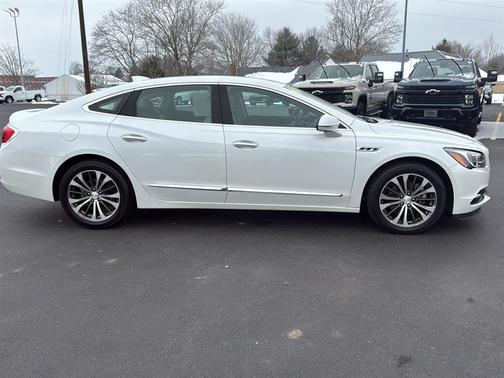 2017 Buick LaCrosse Essence