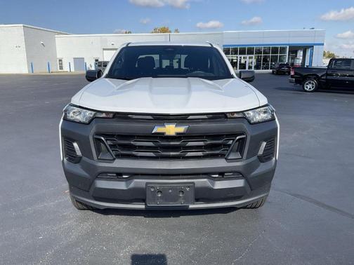 2024 Chevrolet Colorado WT