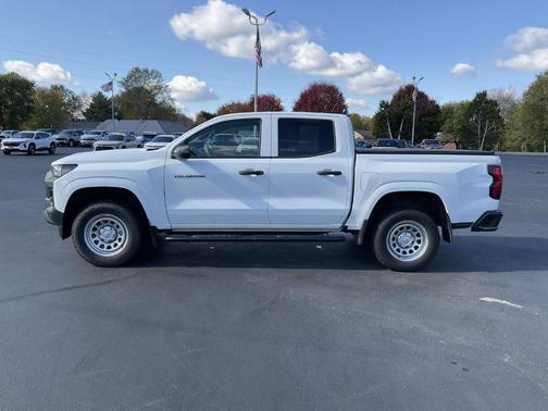 2024 Chevrolet Colorado WT
