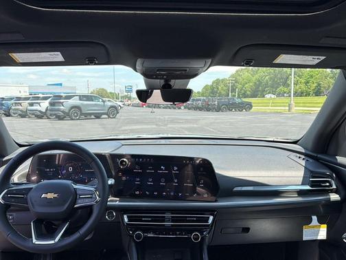 Sterling Gray Metallic 2026 Chevrolet Traverse LT