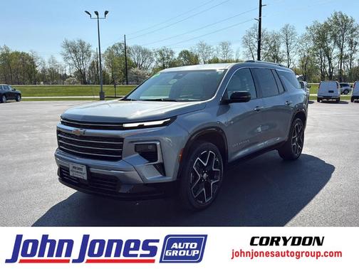 Sterling Gray Metallic 2024 Chevrolet Traverse RS