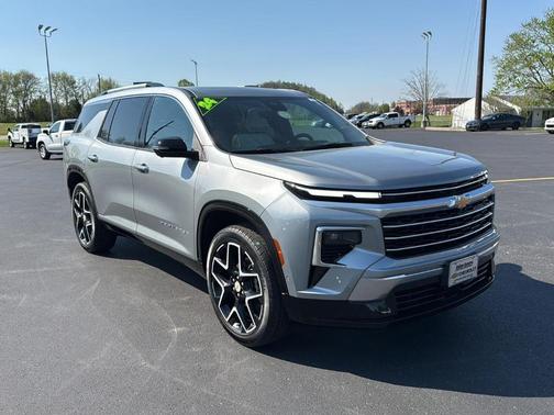 Sterling Gray Metallic 2024 Chevrolet Traverse RS