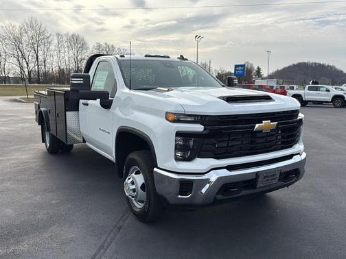 2026 Chevrolet Silverado 3500 WT