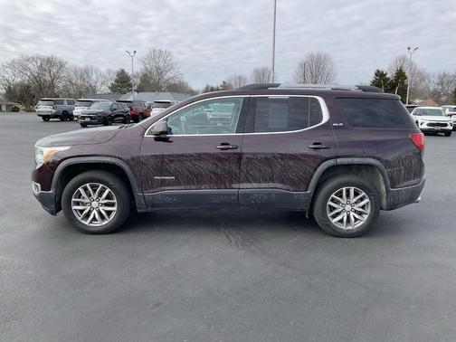 2017 GMC Acadia SLE-2