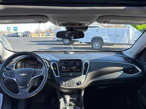 2024 Chevrolet Malibu LT