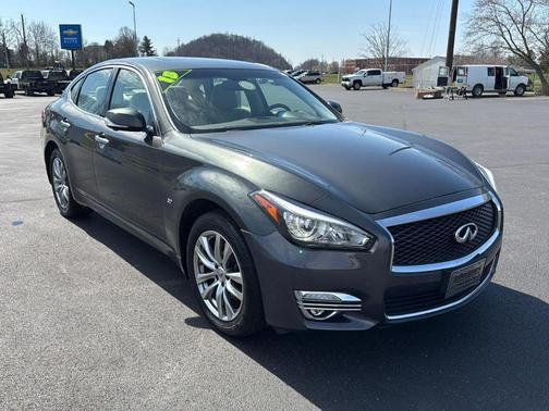2015 INFINITI Q70 3.7X