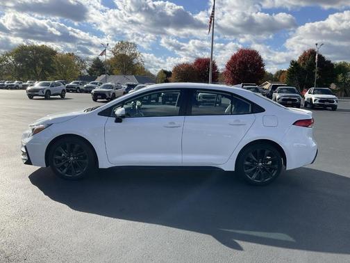 2025 Toyota Corolla SE