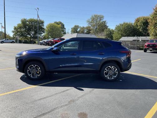 2024 Chevrolet Trax LT