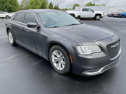 2016 Chrysler 300 Limited