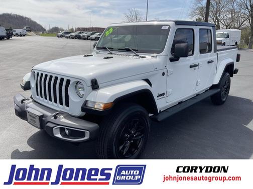 Bright White Clearcoat 2023 Jeep Gladiator Sport