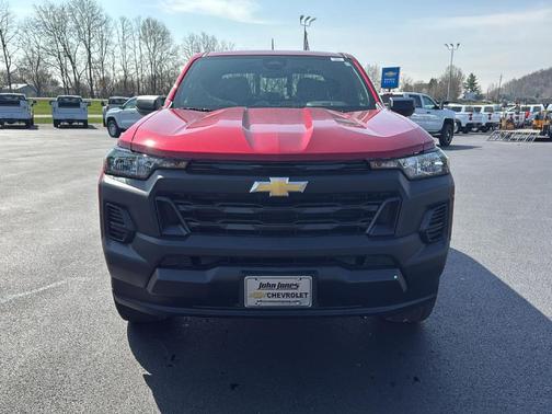 2025 Chevrolet Colorado WT