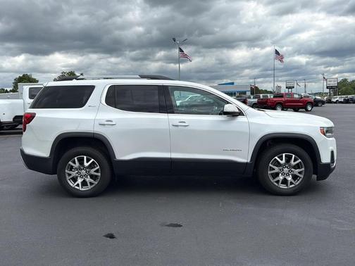 2021 GMC Acadia SLT