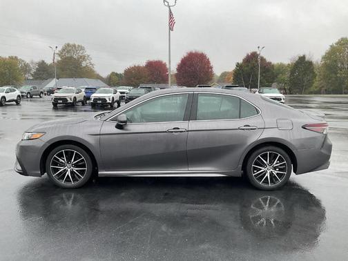 2023 Toyota Camry SE Nightshade