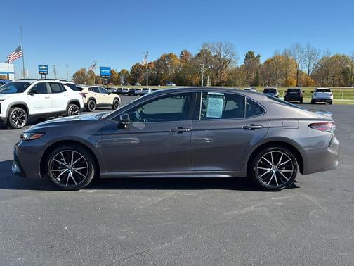 2023 Toyota Camry SE Nightshade