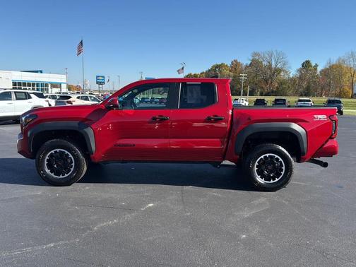 2024 Toyota Tacoma TRD Off Road