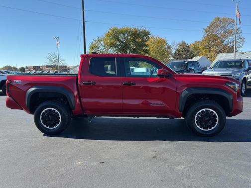 2024 Toyota Tacoma TRD Off Road