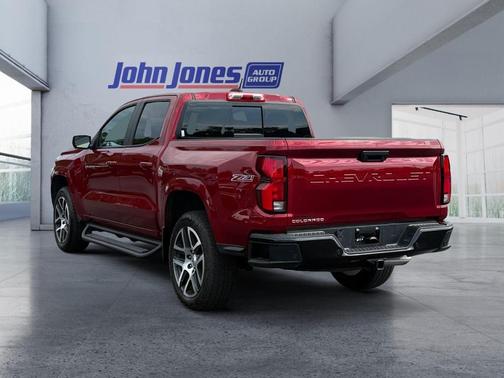 Radiant Red 2023 Chevrolet Colorado Z71