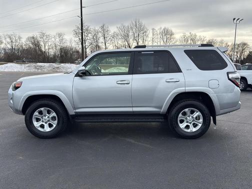 2024 Toyota 4Runner SR5 Premium