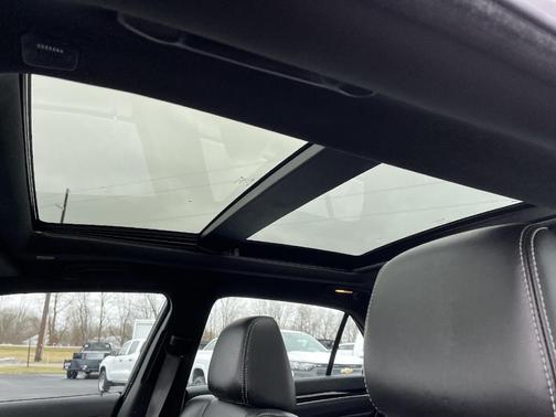 2023 Chrysler 300 S
