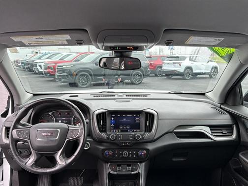 2022 GMC Terrain AT4