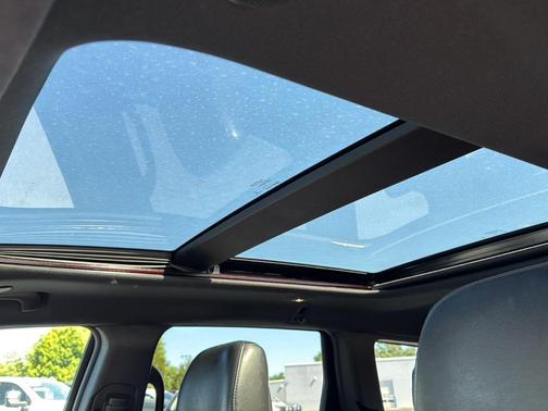 Granite Crystal Clearcoat Metallic 2019 Jeep Grand Cherokee Limited