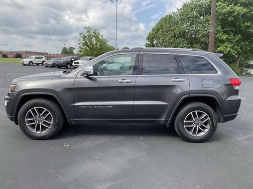 Granite Crystal Clearcoat Metallic 2019 Jeep Grand Cherokee Limited