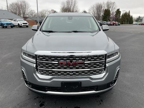 Sterling 2023 GMC Acadia Denali