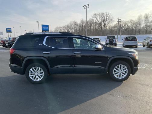 2019 GMC Acadia SLT-1