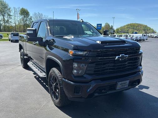 2025 Chevrolet Silverado 2500 Custom