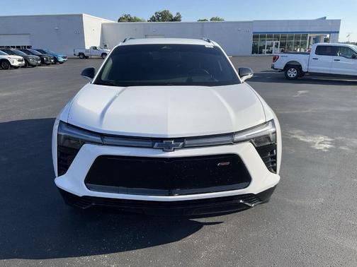Summit White 2024 Chevrolet Blazer EV eAWD RS